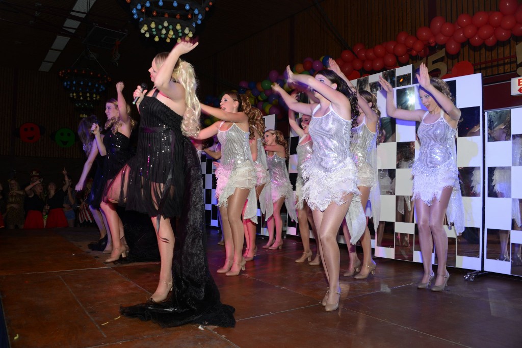 ../Images/Jubileum feest 5x11 195.jpg